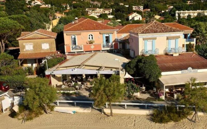 Hotel Les Flots Bleus Le Lavandou Esterno foto
