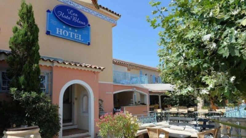Hotel Les Flots Bleus Le Lavandou Esterno foto