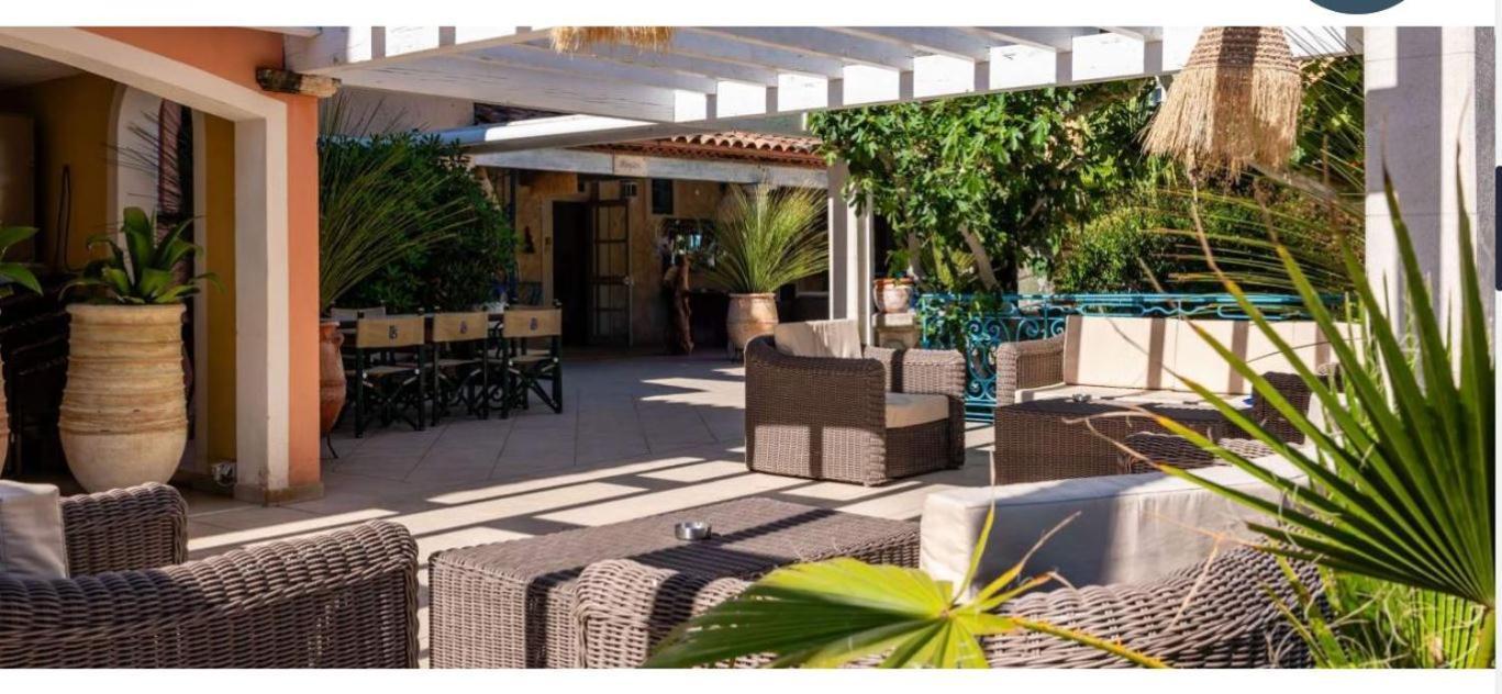 Hotel Les Flots Bleus Le Lavandou Esterno foto